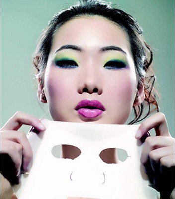 揭秘5个错误用法 别让面膜越敷越老