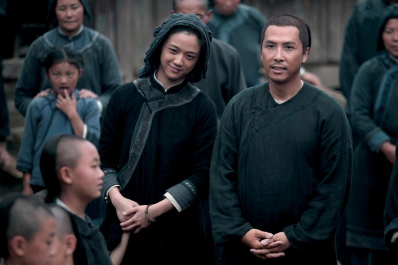 影像 华服剧照 > 甄子丹金城武汤唯 演绎《武侠》"甄唯武"