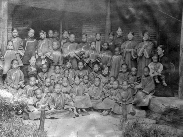 副刊 品味 > 晚清时期的女子学堂   从晚清到民初,中国处在一个新旧