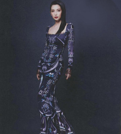 李冰冰登美版杂志 奢华贵气气质不俗
