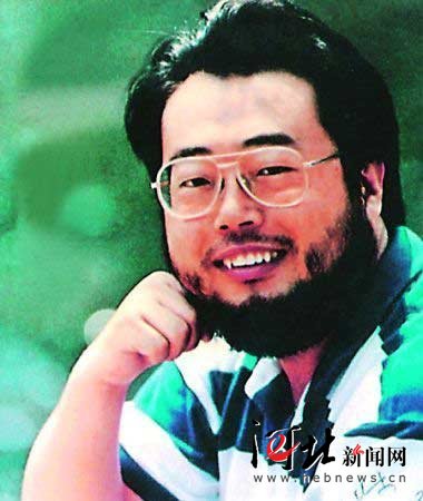 春晚最不忠实观众横空出世 “睡觉姐”龙年大红