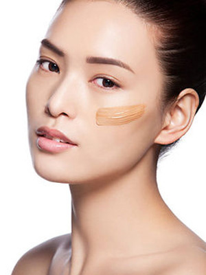 别傻了!阴雨天不防晒变更黑