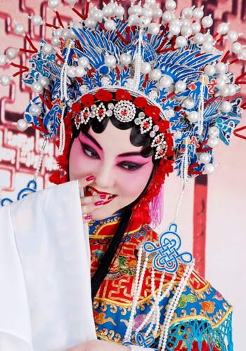 百变余声 中国小姐演绎古典迷情