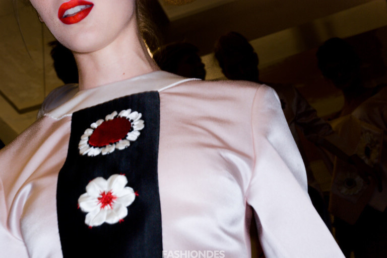 Prada¼ռΪ ֲ̨ͼع