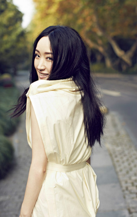杨钰莹:行到江南