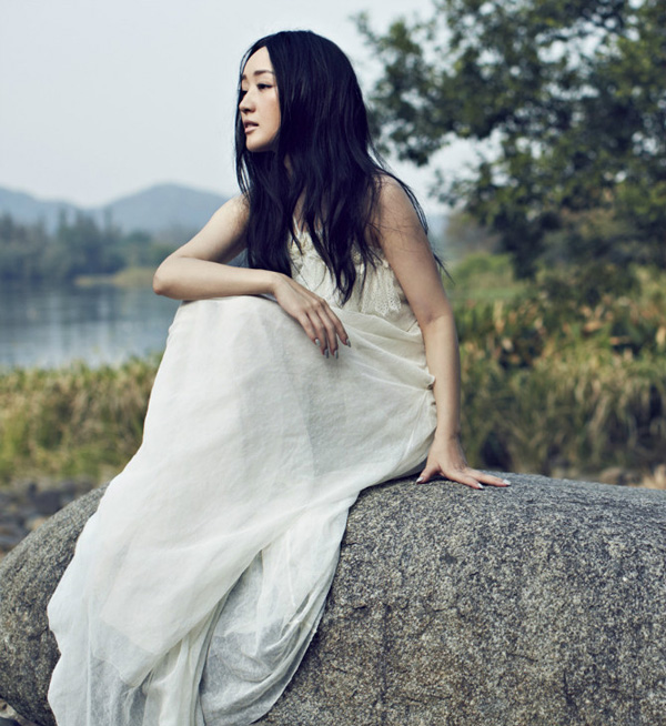 杨钰莹:行到江南