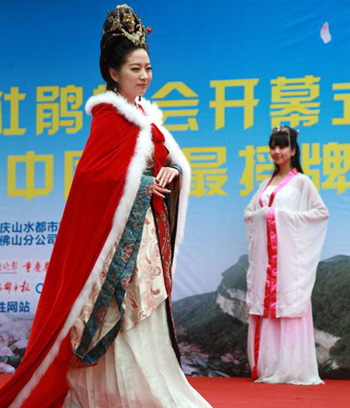 王昭君后裔王玉婷再现历史经典 出演四大美女静态电影