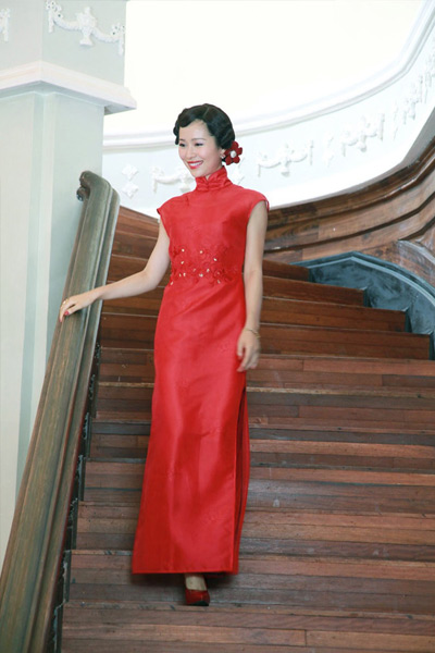 《像火花像蝴蝶》江一燕胡军旗袍婚照