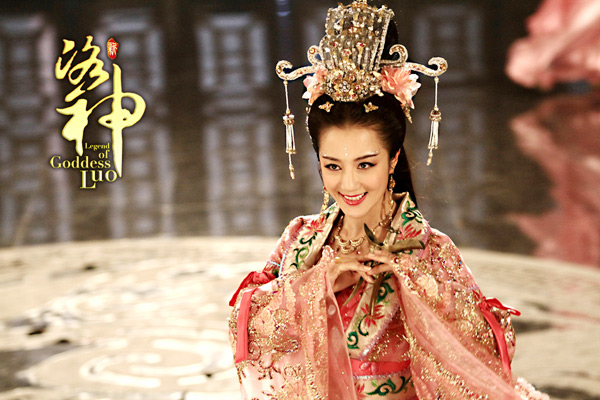 “洛神女”整容五次? 回应:爱美之心人皆有之