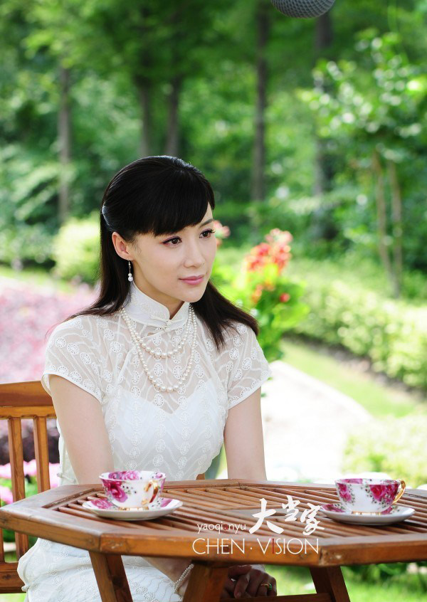 《大当家》姚芊羽旗袍演绎花样年华