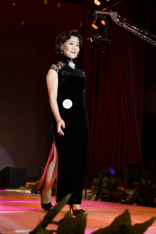 2015Ѱй &۳