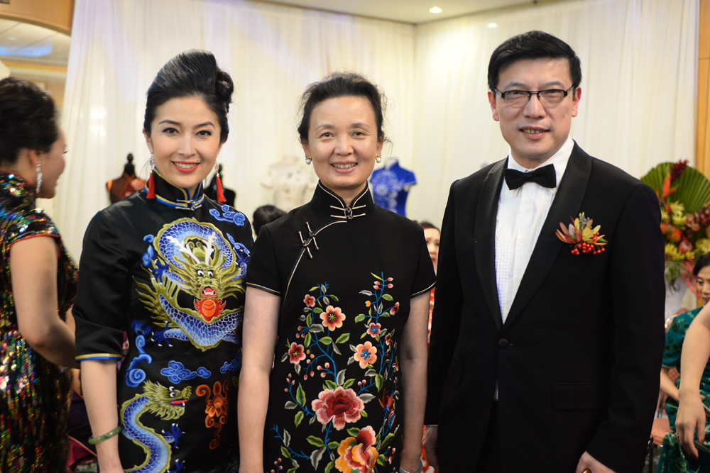 旧金山总领事夫人乔力女士走进旗袍文化月