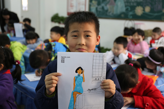 旗袍讲堂走进校园 让孩子们了解旗袍之美