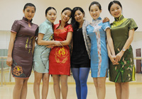 ϸ<em>У</em>ŮơŮ顱ۻר