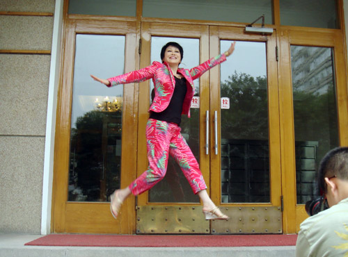 靳羽西：我的穿衣经