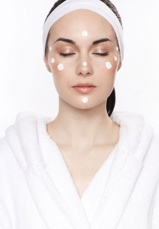 扬尘刮风恶劣天气 让肌肤躲避风沙