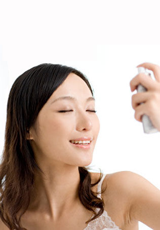 扬尘刮风恶劣天气 让肌肤躲避风沙