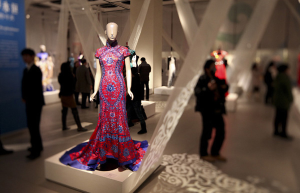 华妆风姿 中国百年旗袍展