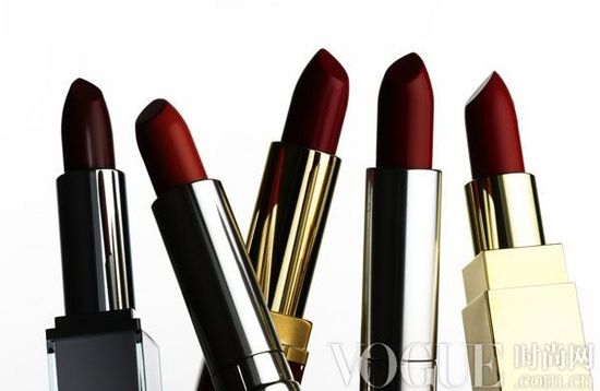 3招给口红消毒 拒绝病从“口”入