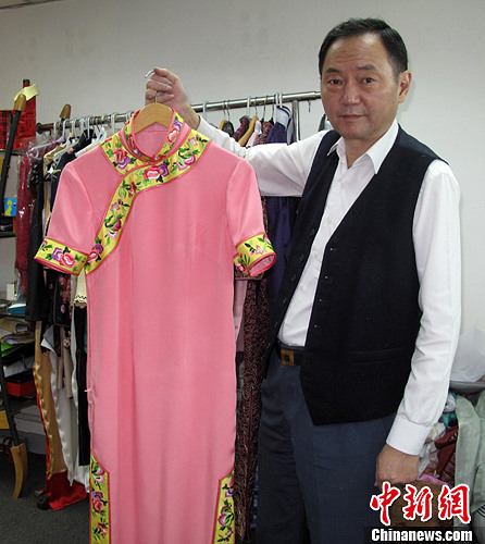 香港“末代旗袍师傅”：缝住时光五十年