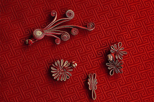 中国传统盘扣文化 从实用到时尚艺术