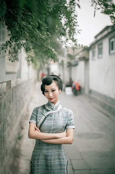 透过那个旗袍岁月看中国女性的人生