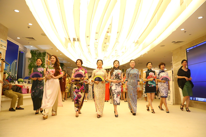 风云世界杯 妙曼旗袍秀——大型旗袍沙龙在京举办