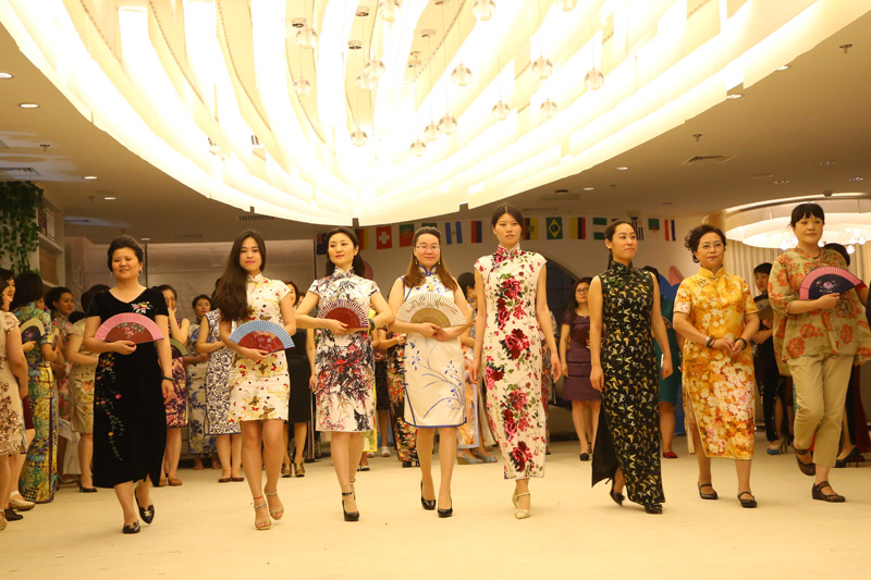 风云世界杯 妙曼旗袍秀——大型旗袍沙龙在京举办