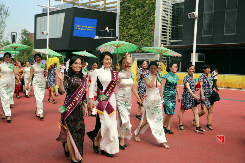 一布旗袍绽放米兰世博会