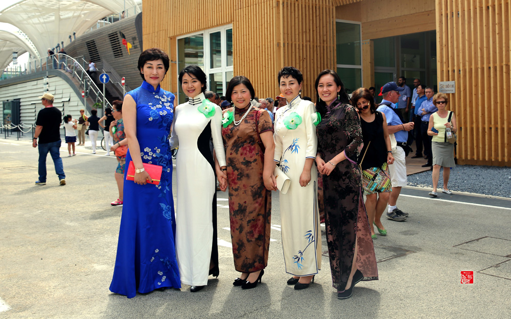 一布旗袍绽放米兰世博会
