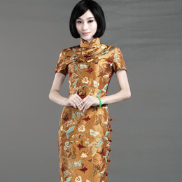 绣花旗袍 演绎华丽中国美